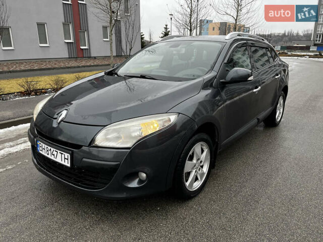 Серый Рено Меган, объемом двигателя 1.46 л и пробегом 300 тыс. км за 6000 $, фото 1 на Automoto.ua
