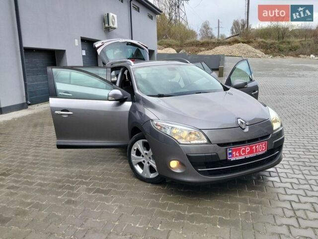 Серый Рено Меган, объемом двигателя 1.46 л и пробегом 211 тыс. км за 7200 $, фото 1 на Automoto.ua