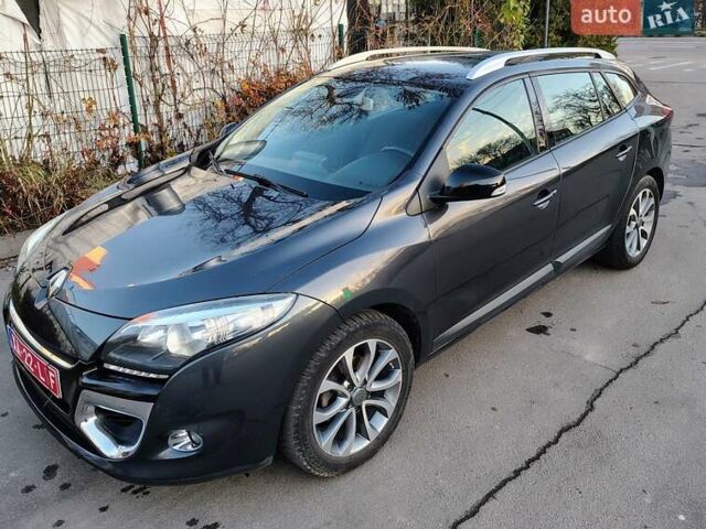 Серый Рено Меган, объемом двигателя 1.46 л и пробегом 283 тыс. км за 7600 $, фото 1 на Automoto.ua