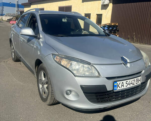Серый Рено Меган, объемом двигателя 1.46 л и пробегом 320 тыс. км за 6500 $, фото 1 на Automoto.ua