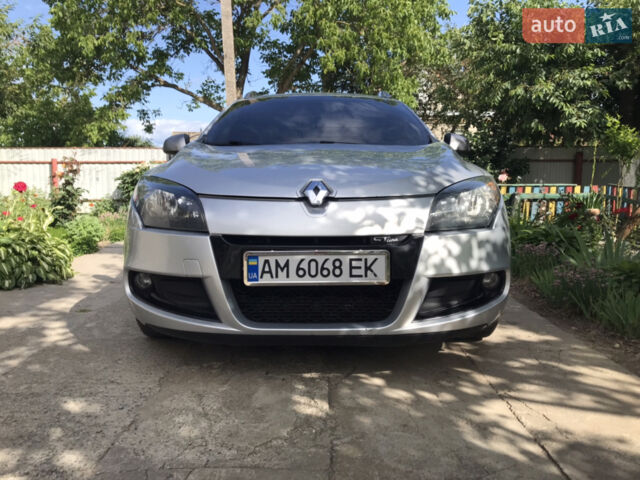 Сірий Рено Меган, об'ємом двигуна 1.46 л та пробігом 308 тис. км за 6700 $, фото 1 на Automoto.ua