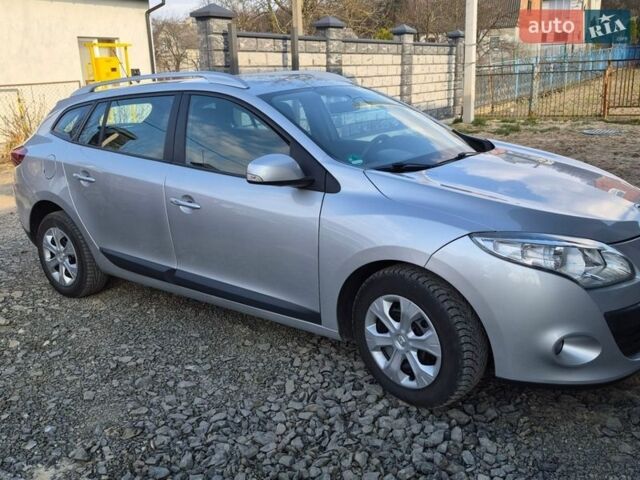 Серый Рено Меган, объемом двигателя 1.5 л и пробегом 212 тыс. км за 6900 $, фото 1 на Automoto.ua