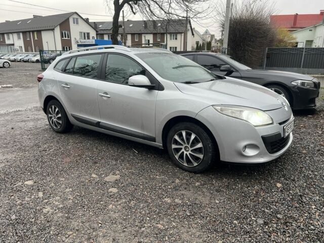 Серый Рено Меган, объемом двигателя 1.5 л и пробегом 250 тыс. км за 6600 $, фото 1 на Automoto.ua