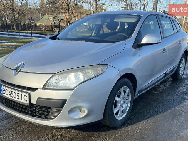 Сірий Рено Меган, об'ємом двигуна 1.46 л та пробігом 225 тис. км за 5999 $, фото 1 на Automoto.ua