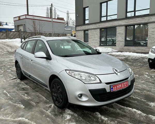 Сірий Рено Меган, об'ємом двигуна 1.5 л та пробігом 277 тис. км за 6900 $, фото 1 на Automoto.ua