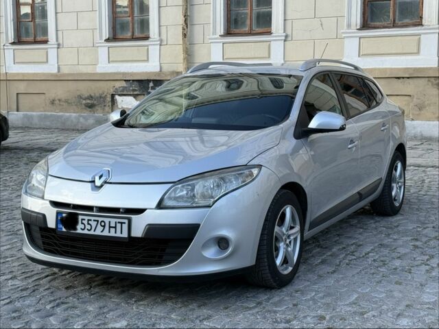 Серый Рено Меган, объемом двигателя 1.5 л и пробегом 241 тыс. км за 5865 $, фото 1 на Automoto.ua