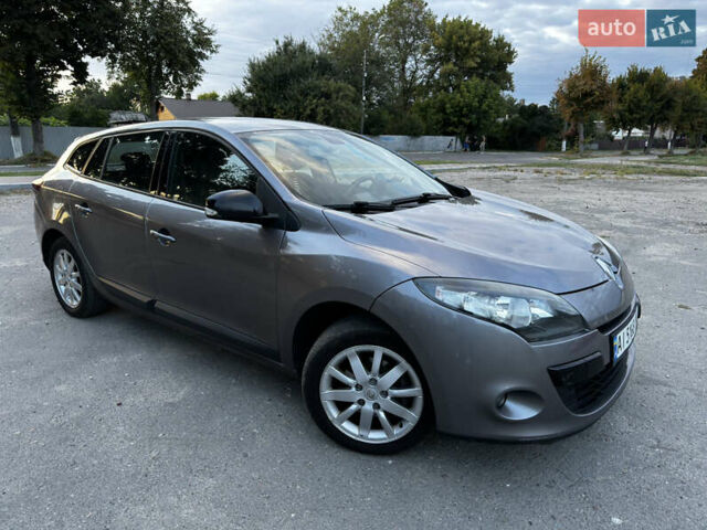 Сірий Рено Меган, об'ємом двигуна 1.4 л та пробігом 300 тис. км за 5550 $, фото 1 на Automoto.ua