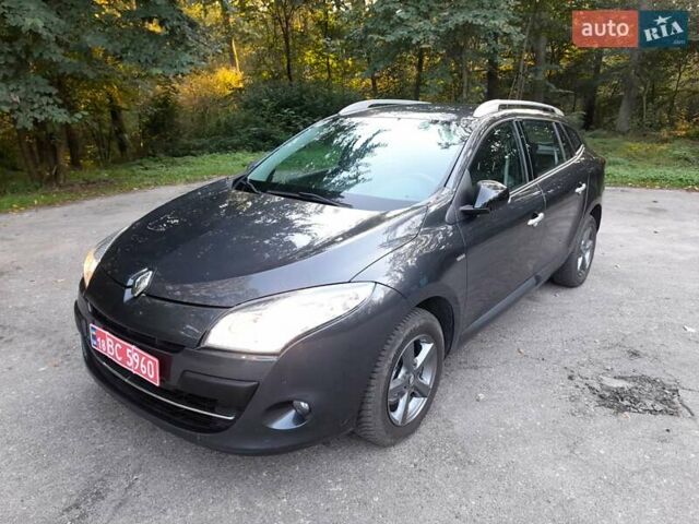 Сірий Рено Меган, об'ємом двигуна 1.4 л та пробігом 254 тис. км за 6800 $, фото 1 на Automoto.ua