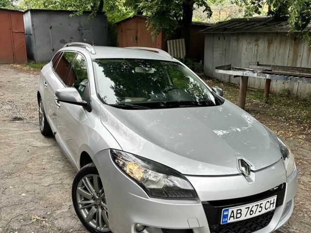 Сірий Рено Меган, об'ємом двигуна 1.5 л та пробігом 256 тис. км за 7200 $, фото 1 на Automoto.ua
