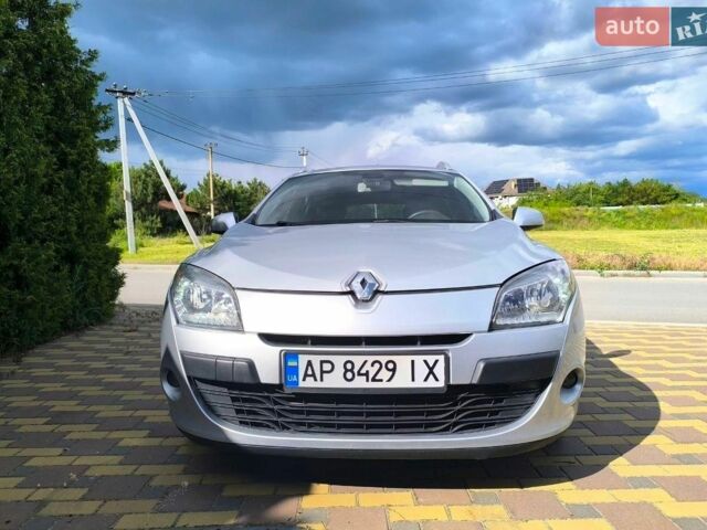 Сірий Рено Меган, об'ємом двигуна 1.5 л та пробігом 293 тис. км за 7300 $, фото 1 на Automoto.ua