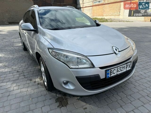 Сірий Рено Меган, об'ємом двигуна 1.5 л та пробігом 350 тис. км за 5800 $, фото 1 на Automoto.ua