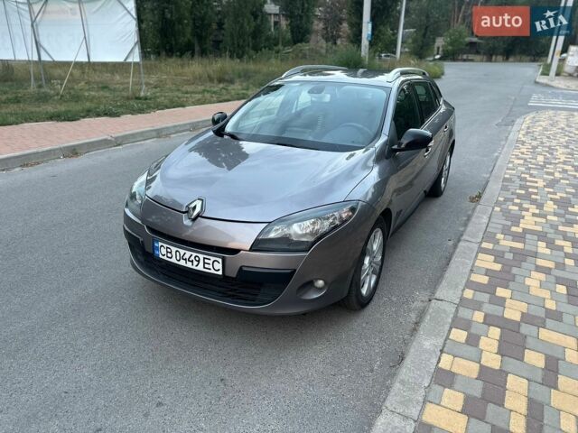 Серый Рено Меган, объемом двигателя 1.46 л и пробегом 330 тыс. км за 6200 $, фото 1 на Automoto.ua