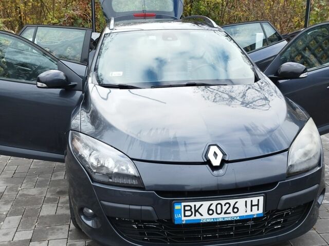 Сірий Рено Меган, об'ємом двигуна 1.5 л та пробігом 221 тис. км за 7200 $, фото 1 на Automoto.ua