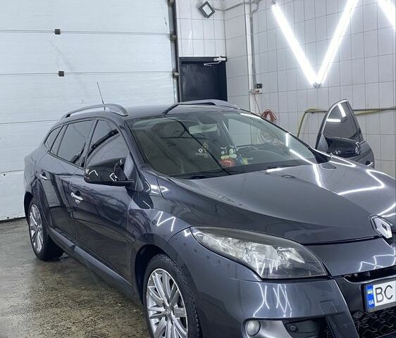 Сірий Рено Меган, об'ємом двигуна 1.5 л та пробігом 430 тис. км за 3500 $, фото 1 на Automoto.ua