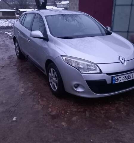 Серый Рено Меган, объемом двигателя 1.5 л и пробегом 216 тыс. км за 5500 $, фото 1 на Automoto.ua