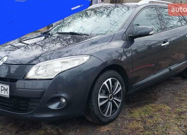 Серый Рено Меган, объемом двигателя 1.46 л и пробегом 310 тыс. км за 7300 $, фото 1 на Automoto.ua
