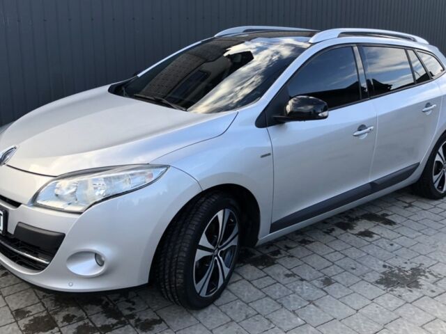 Серый Рено Меган, объемом двигателя 1.46 л и пробегом 0 тыс. км за 8500 $, фото 1 на Automoto.ua