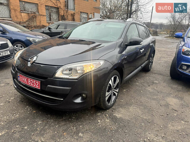 Сірий Рено Меган, об'ємом двигуна 1.46 л та пробігом 199 тис. км за 8299 $, фото 1 на Automoto.ua