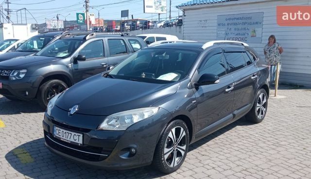 Сірий Рено Меган, об'ємом двигуна 1.46 л та пробігом 252 тис. км за 7800 $, фото 1 на Automoto.ua