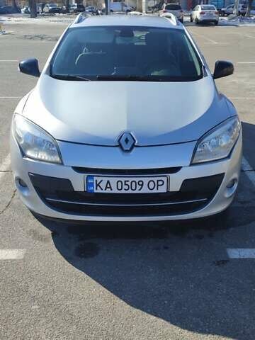 Сірий Рено Меган, об'ємом двигуна 1.5 л та пробігом 228 тис. км за 7000 $, фото 1 на Automoto.ua