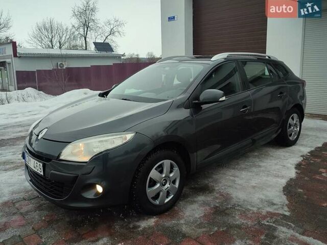 Серый Рено Меган, объемом двигателя 1.6 л и пробегом 223 тыс. км за 7300 $, фото 1 на Automoto.ua