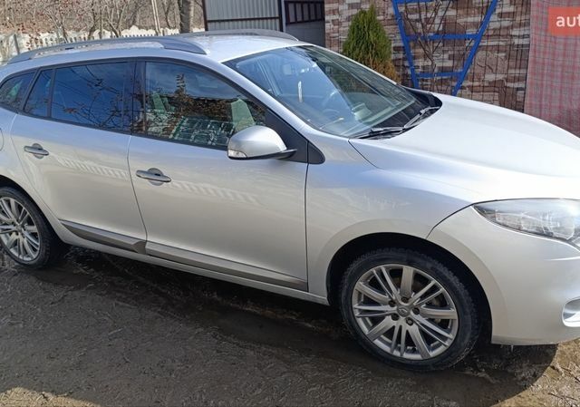 Сірий Рено Меган, об'ємом двигуна 1.46 л та пробігом 241 тис. км за 6999 $, фото 1 на Automoto.ua