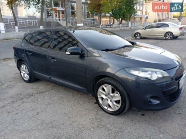 Серый Рено Меган, объемом двигателя 1.46 л и пробегом 340 тыс. км за 6700 $, фото 1 на Automoto.ua