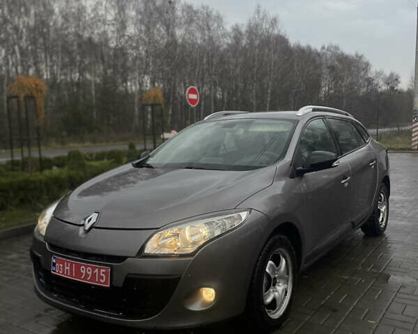 Сірий Рено Меган, об'ємом двигуна 1.5 л та пробігом 184 тис. км за 7100 $, фото 1 на Automoto.ua