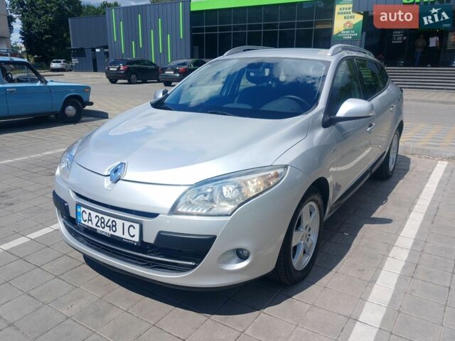 Сірий Рено Меган, об'ємом двигуна 1.5 л та пробігом 253 тис. км за 6990 $, фото 1 на Automoto.ua
