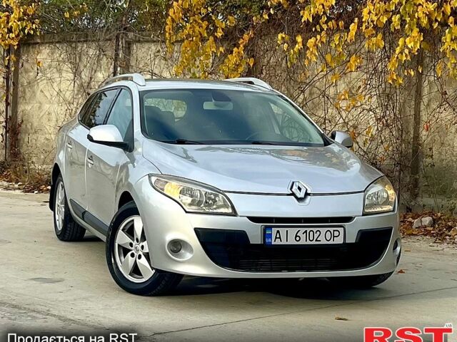 Сірий Рено Меган, об'ємом двигуна 1.5 л та пробігом 274 тис. км за 6300 $, фото 1 на Automoto.ua