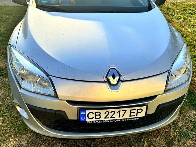 Сірий Рено Меган, об'ємом двигуна 1.5 л та пробігом 0 тис. км за 7800 $, фото 1 на Automoto.ua