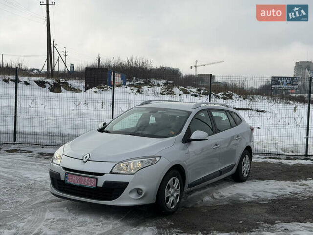 Серый Рено Меган, объемом двигателя 1.6 л и пробегом 177 тыс. км за 6950 $, фото 1 на Automoto.ua