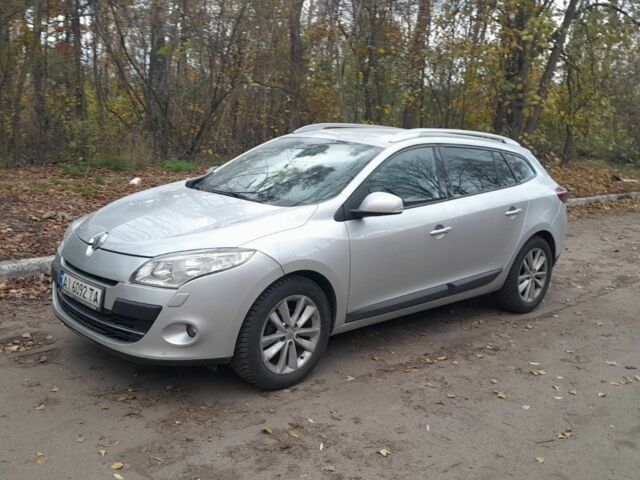 Сірий Рено Меган, об'ємом двигуна 1.4 л та пробігом 270 тис. км за 5700 $, фото 1 на Automoto.ua