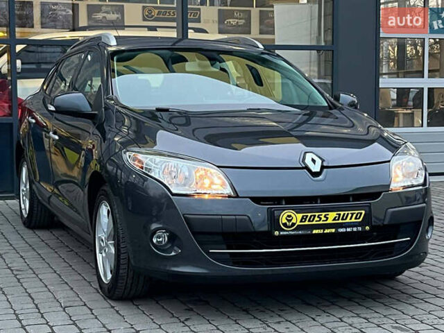 Серый Рено Меган, объемом двигателя 1.5 л и пробегом 234 тыс. км за 7500 $, фото 1 на Automoto.ua
