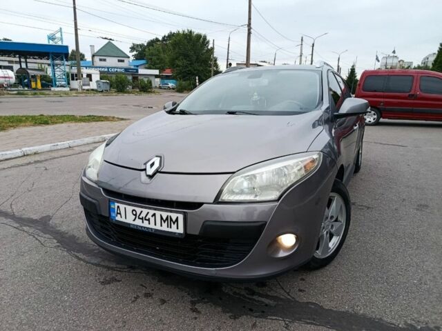Сірий Рено Меган, об'ємом двигуна 1.5 л та пробігом 305 тис. км за 5799 $, фото 1 на Automoto.ua