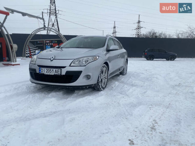 Серый Рено Меган, объемом двигателя 1.46 л и пробегом 250 тыс. км за 7400 $, фото 1 на Automoto.ua