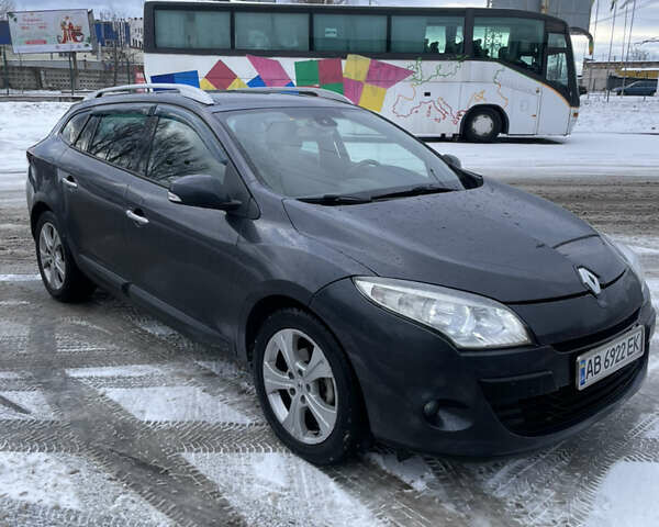 Сірий Рено Меган, об'ємом двигуна 1.5 л та пробігом 306 тис. км за 6600 $, фото 1 на Automoto.ua