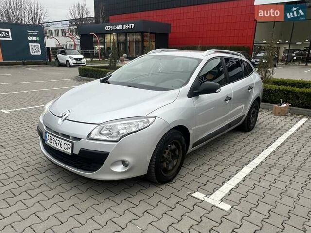 Серый Рено Меган, объемом двигателя 1.46 л и пробегом 232 тыс. км за 6900 $, фото 1 на Automoto.ua