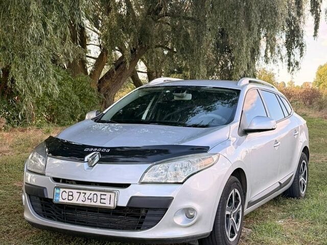 Серый Рено Меган, объемом двигателя 1.46 л и пробегом 320 тыс. км за 5800 $, фото 1 на Automoto.ua