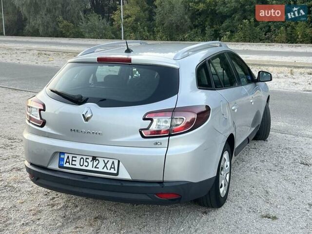 Серый Рено Меган, объемом двигателя 1.5 л и пробегом 320 тыс. км за 6400 $, фото 1 на Automoto.ua