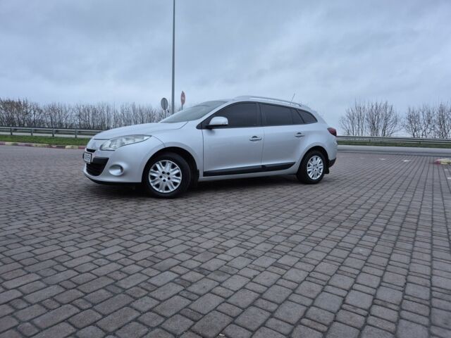 Серый Рено Меган, объемом двигателя 1.5 л и пробегом 254 тыс. км за 7300 $, фото 1 на Automoto.ua