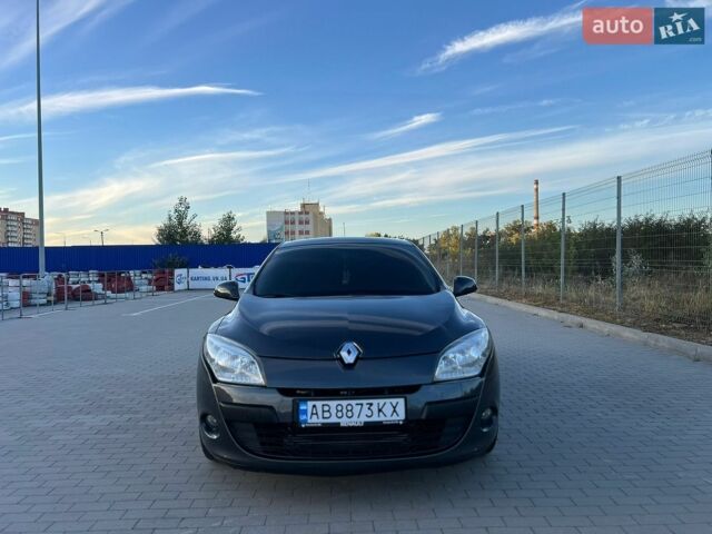 Сірий Рено Меган, об'ємом двигуна 1.46 л та пробігом 240 тис. км за 6999 $, фото 1 на Automoto.ua