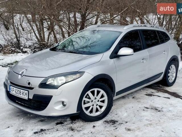 Серый Рено Меган, объемом двигателя 1.9 л и пробегом 266 тыс. км за 6700 $, фото 1 на Automoto.ua