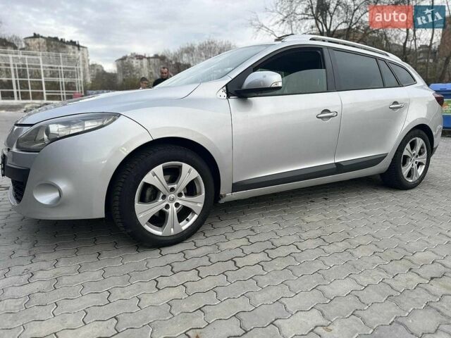 Сірий Рено Меган, об'ємом двигуна 1.46 л та пробігом 244 тис. км за 4500 $, фото 1 на Automoto.ua