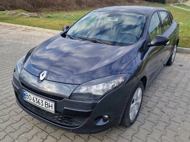 Сірий Рено Меган, об'ємом двигуна 1.46 л та пробігом 195 тис. км за 6500 $, фото 1 на Automoto.ua