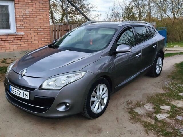Сірий Рено Меган, об'ємом двигуна 1.9 л та пробігом 257 тис. км за 8150 $, фото 1 на Automoto.ua
