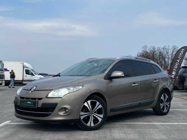 Серый Рено Меган, объемом двигателя 1.5 л и пробегом 183 тыс. км за 7990 $, фото 1 на Automoto.ua