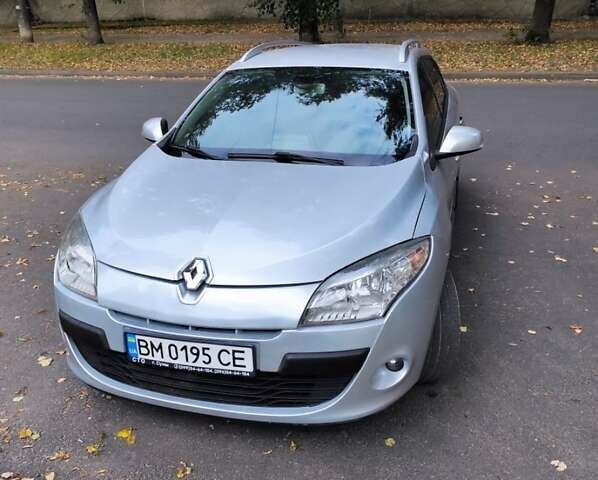 Сірий Рено Меган, об'ємом двигуна 1.46 л та пробігом 252 тис. км за 6500 $, фото 1 на Automoto.ua