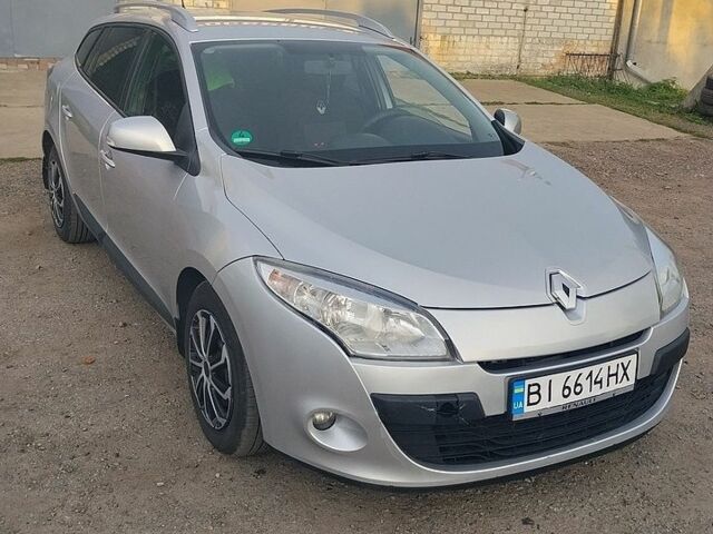Сірий Рено Меган, об'ємом двигуна 1.46 л та пробігом 269 тис. км за 8000 $, фото 1 на Automoto.ua