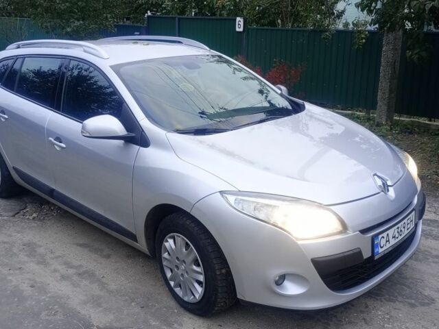 Серый Рено Меган, объемом двигателя 1.5 л и пробегом 290 тыс. км за 7200 $, фото 1 на Automoto.ua